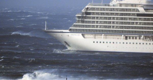 Vapor croaziera, Foto: Hotnews