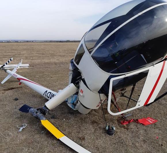 Elicopter prabusit, Foto: Scoala Superioara de Aviatie