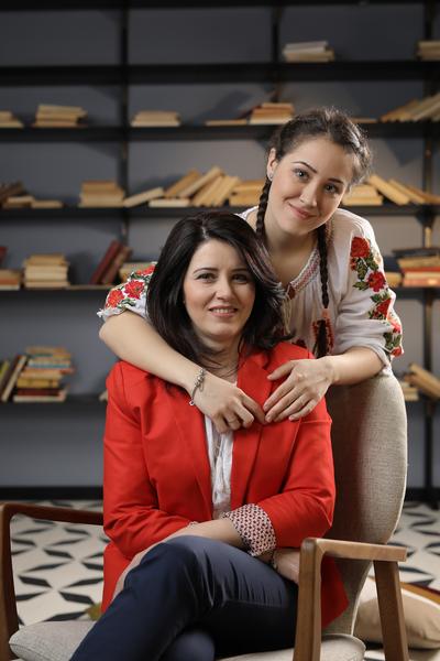 Flori & Denisa, Foto: HotNews