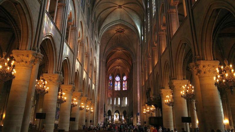 Notre Dame, interiorul, Foto: Victor Cozmei / HotNews.ro