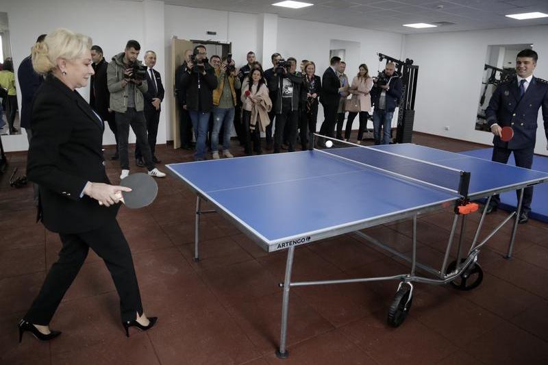 Dancila ping-pong, Foto: Guvernul Romaniei