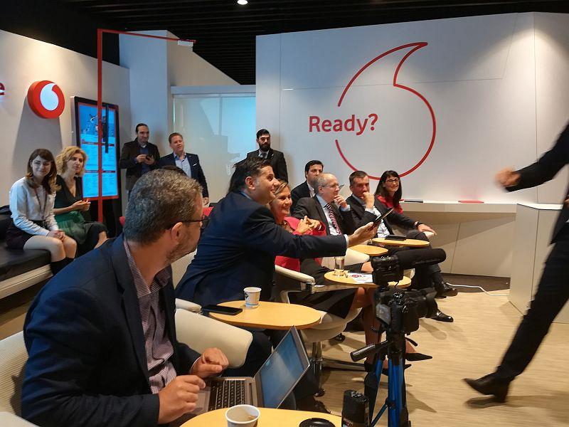 Ministrul Petrescu si lansarea 5G cu terminale Huawei, Foto: Hotnews