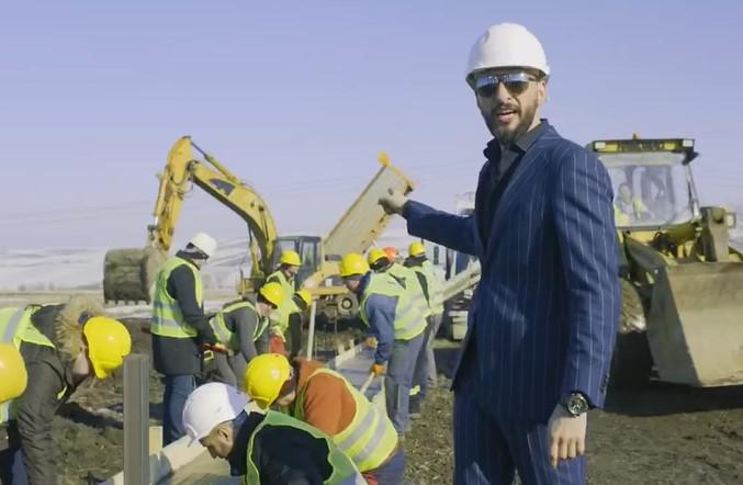 Stefan Mandachi, Foto: Captura video