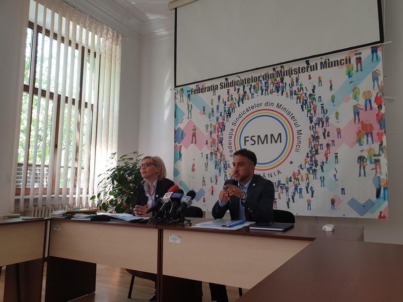 Mihaela Duna si Alexandru Ionică - Federatia Sindicatelor din Ministerul Muncii, Foto: Hotnews