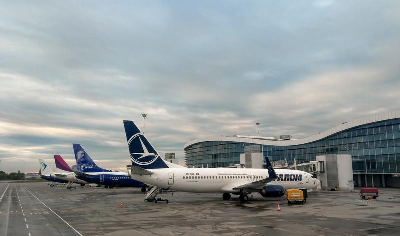 Avion Tarom la Otopeni, Foto: HotNews.ro / Victor Cozmei