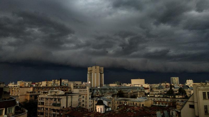 Nori de furtuna, Foto: HotNews.ro / Victor Cozmei