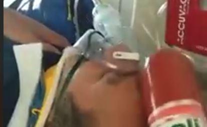 Pacient lovit in cap cu un baton de salam, Foto: Captura Facebook