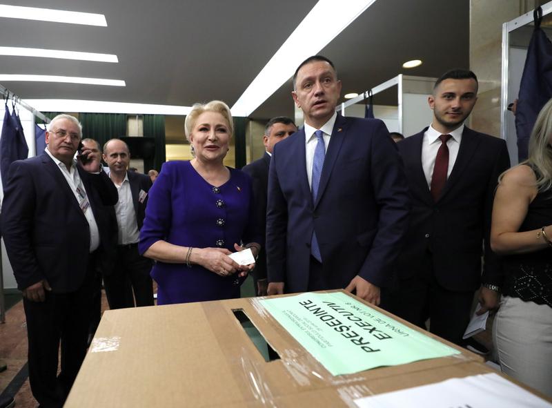 Dancila si Mihai Fifor, Foto: Hotnews