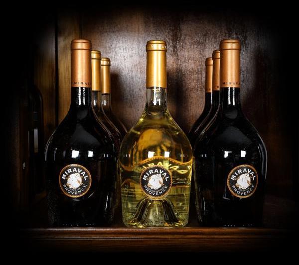 Lot de 9 vinuri Perrin Miraval Provence Blanc, 2013-2015, Foto: Artmark