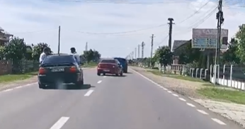 in zig zag pe drum, Foto: Captura video