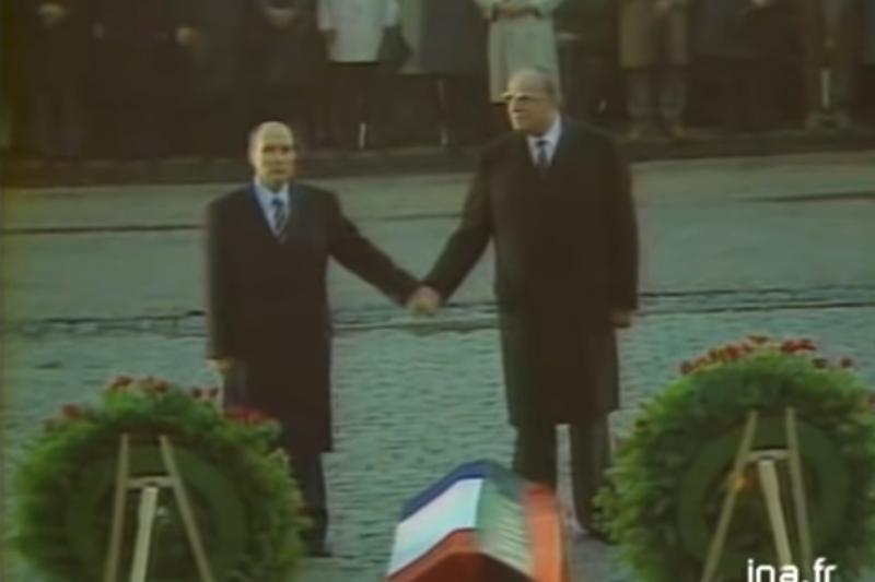 Mitterrand si Kohl la Verdun, Foto: Captura YouTube