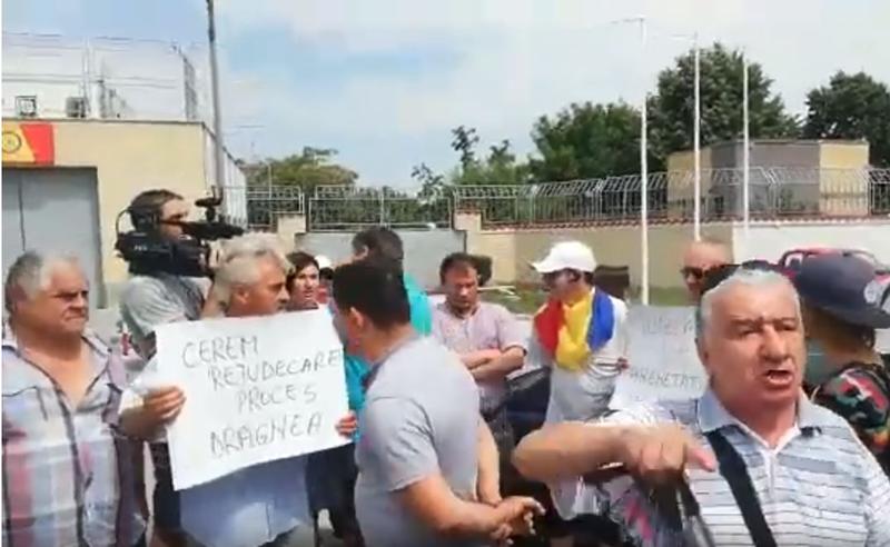 Manifestatie in fata penitenciarului Rahova, Foto: Captura YouTube