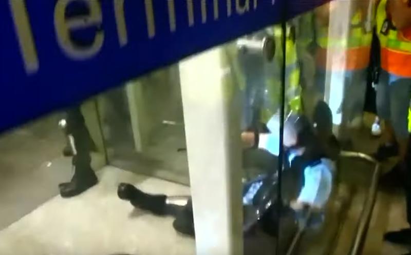 Confruntari in Hong Kong, Foto: Captura YouTube