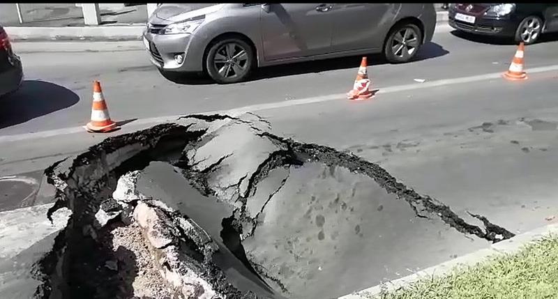 Crater strada Bucuresti, Foto: Captura video