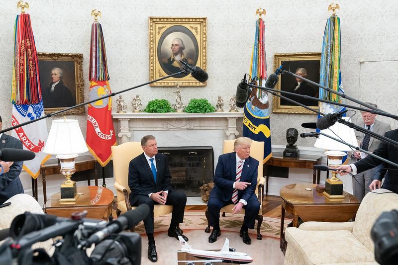 Iohannis si Trump in Biroul Oval, Foto: Casa Alba