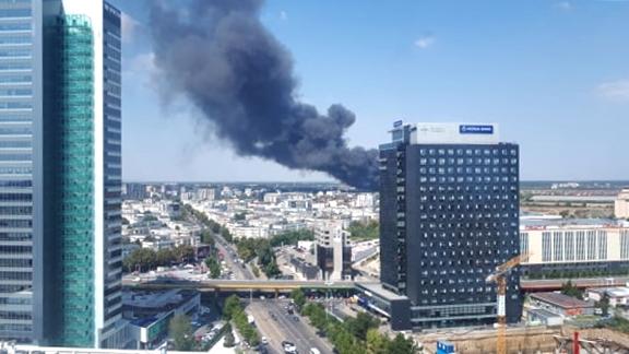 Incendiu puternic in nordul Capitalei, Foto: cititor HotNews