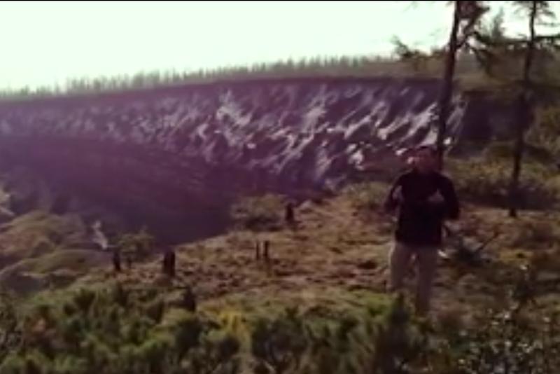 Craterul Batagai, Foto: Captura ecran