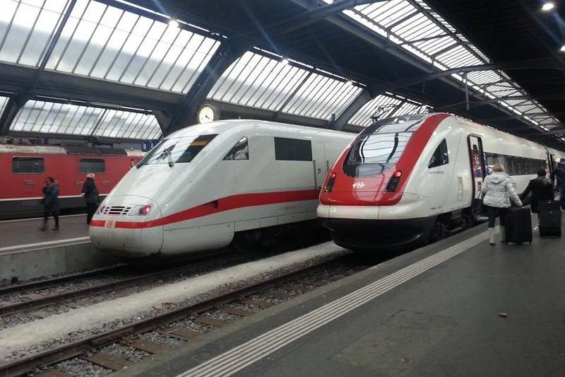 Trenuri turcesti de mare viteza, Foto: Yuksek Hızlı Tren