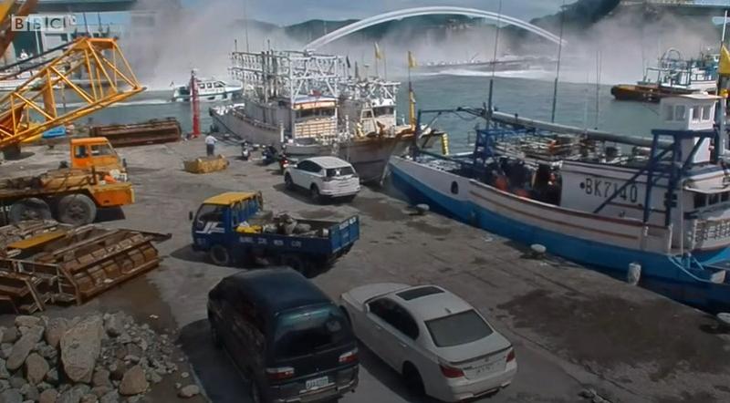 Pod prăbusit, Foto: Captura video