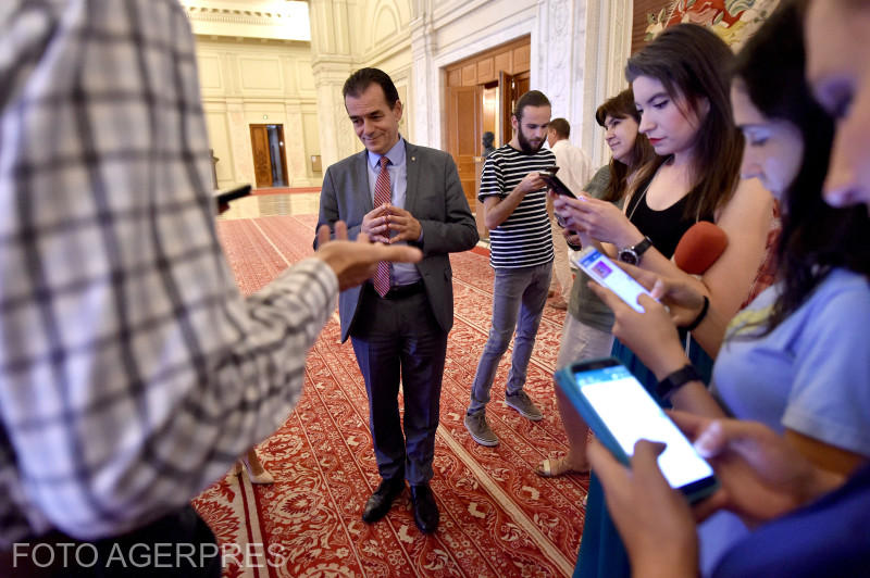 Ludovic Orban, în Parlament, Foto: AGERPRES