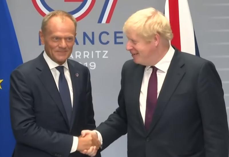 Donald Tusk si Boris Johnson, Foto: Captura YouTube