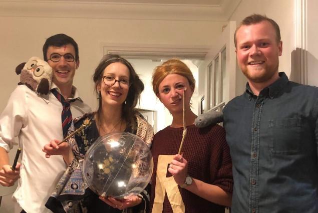 Harry(dreapta) și prietenii săi , Foto: Colaj foto