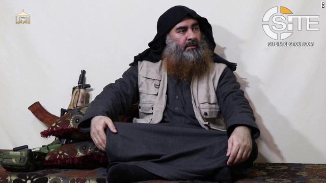 Teroristul Abu Bakr al-Baghdadi (sursa foto- twitter), Foto: Hotnews