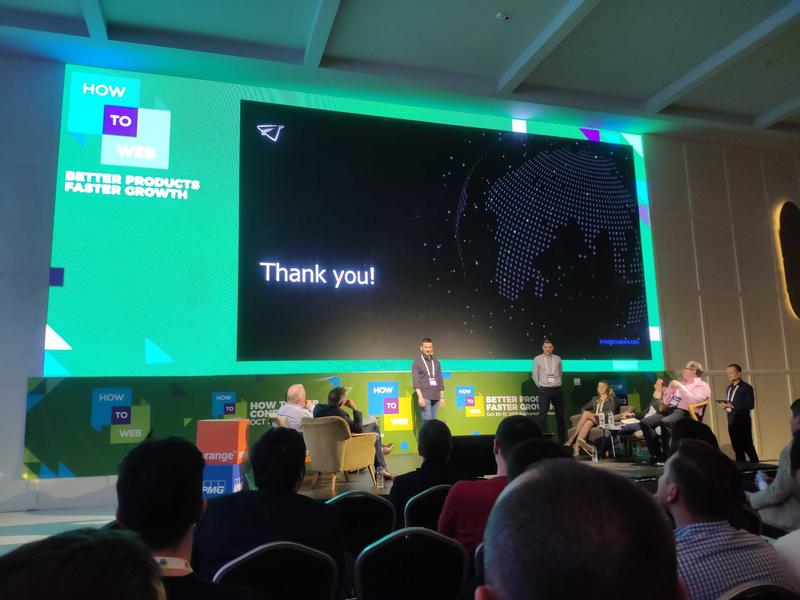 Adrian Cernat si Mihai Ceusan, pe scena How To Web, Foto: Hotnews