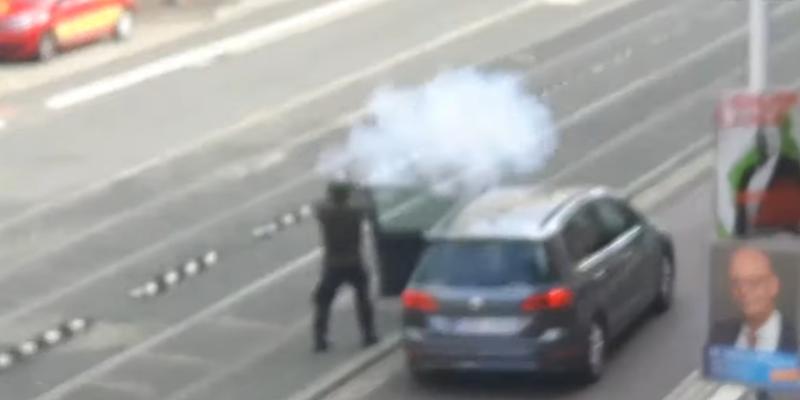 Atacatorul de la sinagoga, surprins in imagini, Foto: Captura YouTube