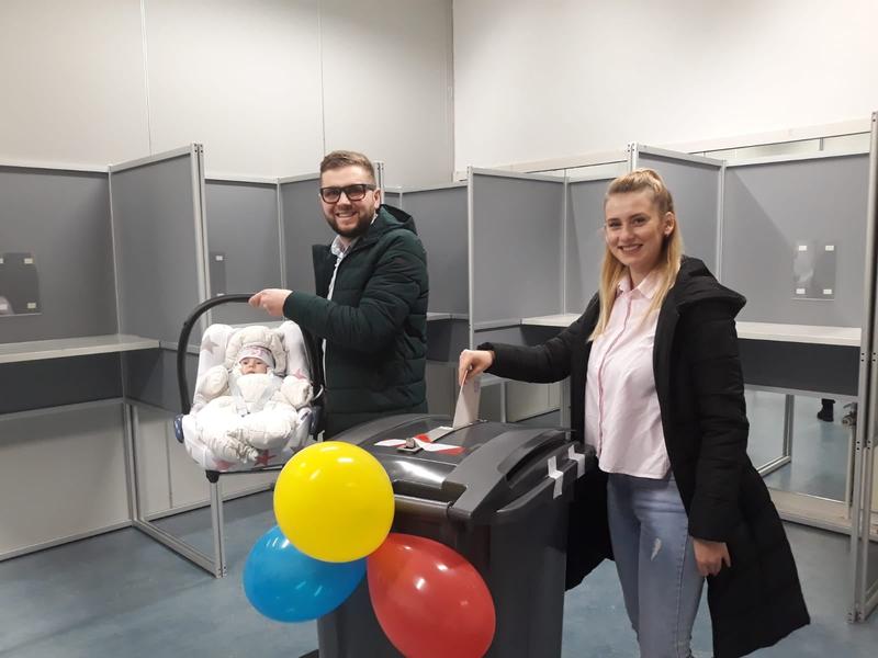 sectie de vot in Olanda (sursa- facebook), Foto: Hotnews