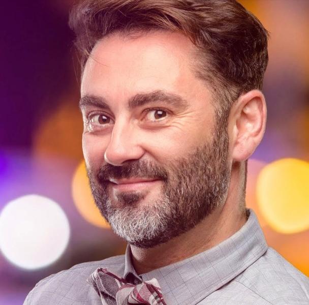 A. Nuntu, Foto: Anuntul Telefonic