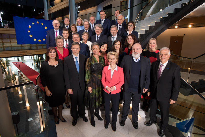 Membrii Comisiei Europene, Foto: Hotnews