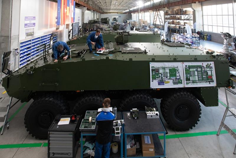 Piranha 5 la UMB, Foto: General Dynamics European Land Systems