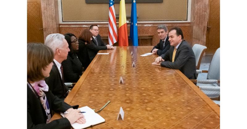 Ludovic Orban, Terri Sewell si Hans Klemm, Foto: Guvernul Romaniei