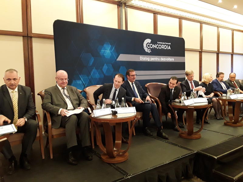 Imagine de la conferinta de marti, Foto: Hotnews