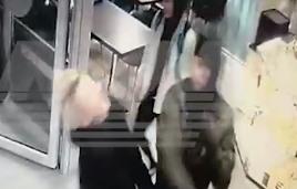 adolescenta Rusia lovita, Foto: Captura video