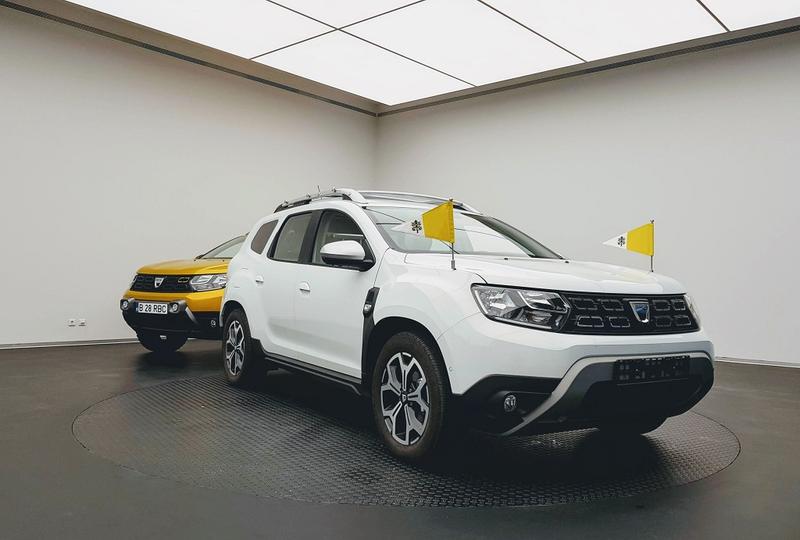 Duster-ul papal, Foto: Hotnews