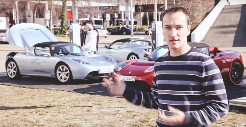 Adrian Mitrea si Tesla Roadster in 2010, Foto: Alexandru Dorobantu