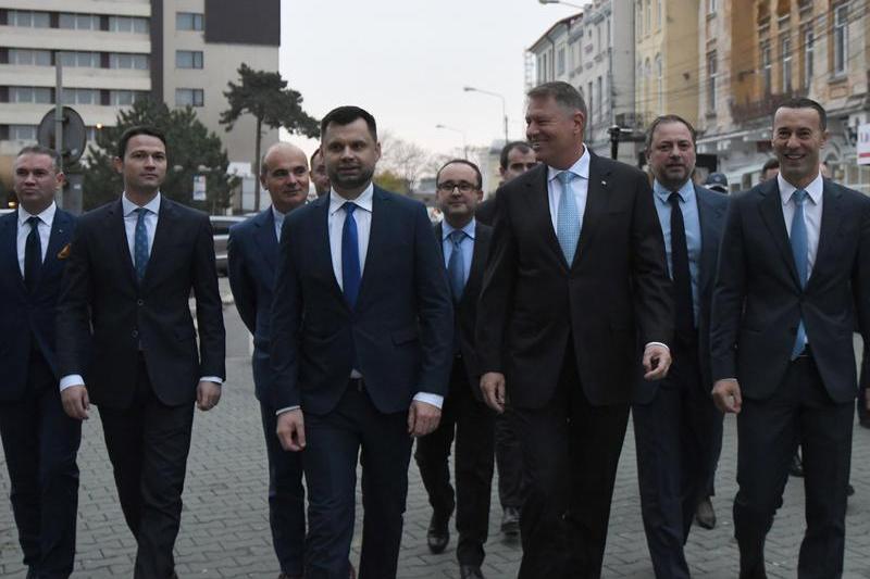 Adrian Dobre, centru, Foto: Facebook - Adrian Dobre