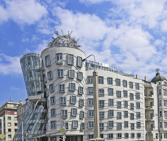 Praga - Casa care danseaza, Foto: Wikipedia