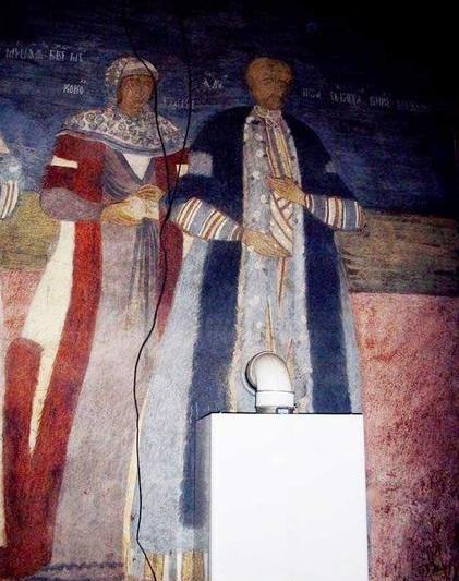 pictura bisericească distrusa de un instalator (foto: Marius Tudor), Foto: Facebook / Mariu Tudor