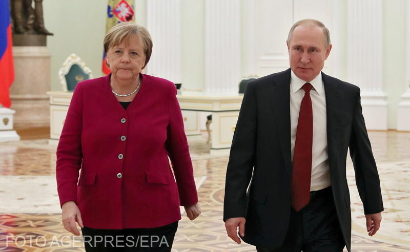 Angela Merkel si Vladimir Putin, Foto: Agerpres/EPA