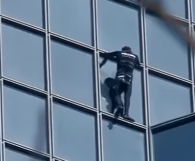 Alain Robert, Foto: Captura video