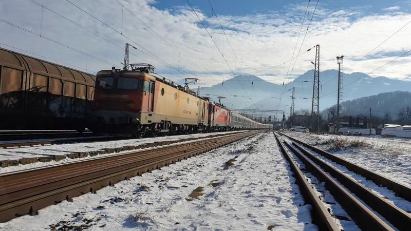 Tren al CFR Calatori, Foto: Vlad Barza / HotNews.ro