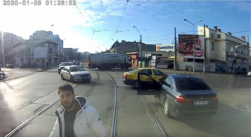 Tramvai vs BMW, Foto: Captura YouTube