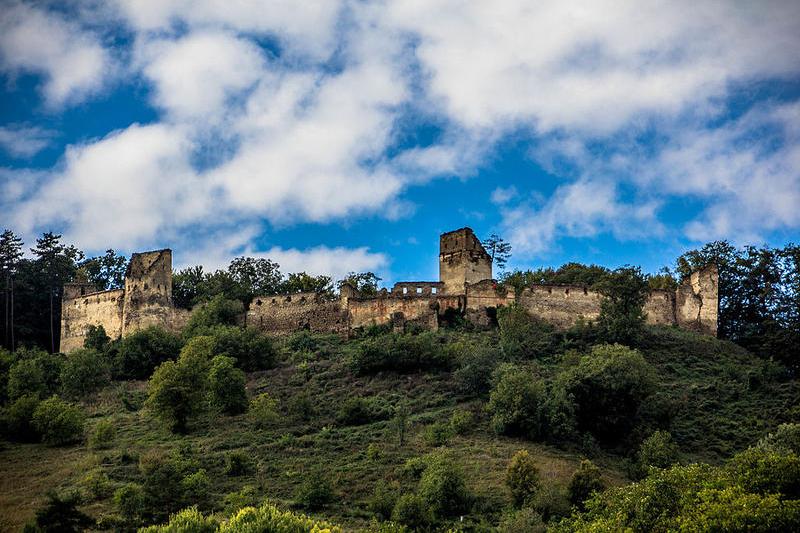 Cetatea_Taraneasca_de_la_Saschiz, Foto: Wikipedia