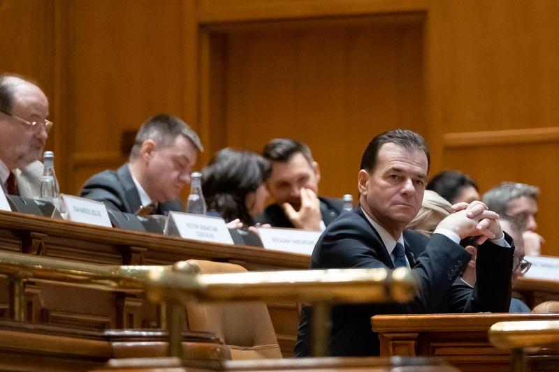 Ludovic Orban în Parlament, Foto: Guvern