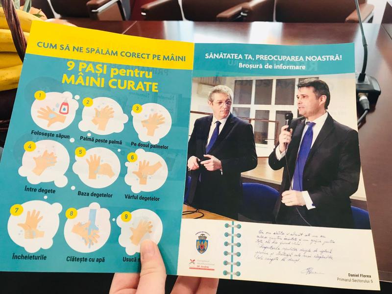 Fluturas cu poza primarului Daniel Florea, Foto: Mădălina Chiţac