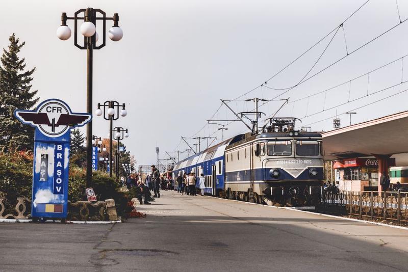 Tren in Gara Brasov, Foto: enjoyphotography.ro