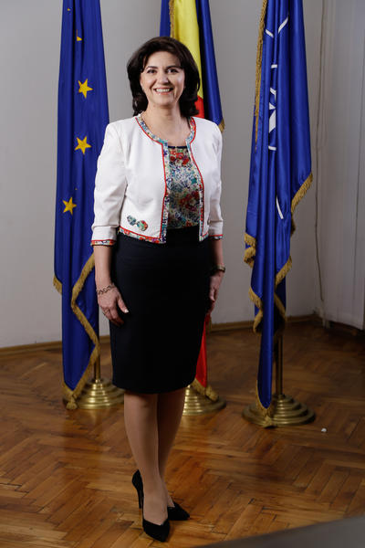 Monica Anisie, ministrul Educației, Foto: edu.ro
